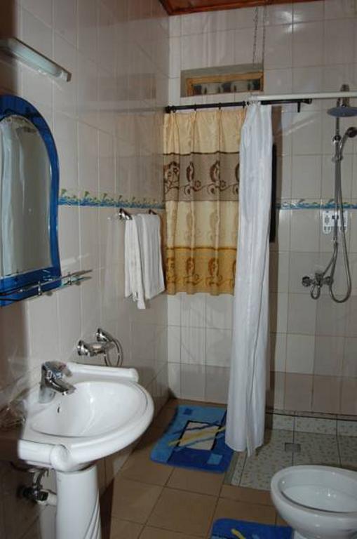 Step Town Hotel Kigali Room photo